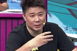 董方卓：阿爾及利亞后防沒人給梅西上強(qiáng)度，淘汰賽誰慣著你
