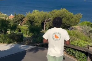 你們?nèi)齻€(gè)最鐵！最后一天 剩下詹姆斯樂福JR在一起打高爾夫