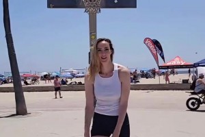 2米06的女籃大高個，誰看了不迷糊？