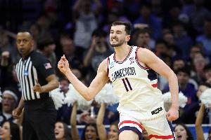 NBA選秀：騎士在第29順位選中卡拉班，將其交易至國(guó)王以換取第34順位簽及一輪選秀權(quán)！