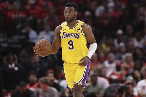 費(fèi)爾頓：布朗尼不會退出聯(lián)盟，我敢押500元他還會續(xù)簽NBA合同
