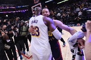佛得角國門粉絲數(shù)突破1100萬！NBA千萬級粉絲球員僅12位，首位過億！