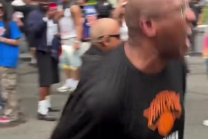 激情四射！今天奪冠慶典 面包終于不再自己學狗叫了