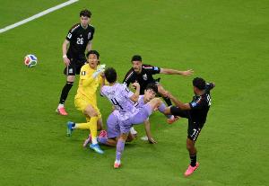 詹俊：門將表現(xiàn)成勝負關鍵，金承奎失誤影響巨大