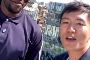 是非成??！當(dāng)年前國(guó)米主席張康陽(yáng)在總部樓頂官宣盧卡庫(kù)回歸國(guó)米