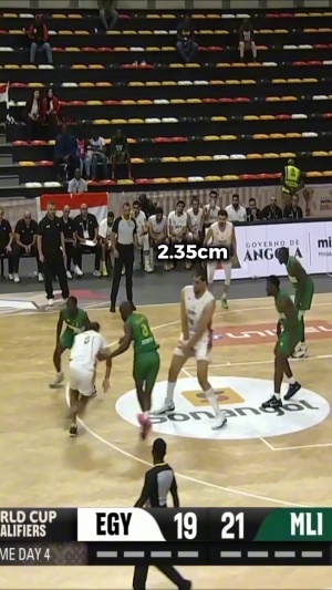 現(xiàn)役之最!埃及2米36中鋒亮相世預(yù)賽 NBA史上最高球員身高2米31