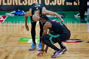 Windhorst：布朗自稱賽季MVP，但綠軍內(nèi)部更看好懷特
