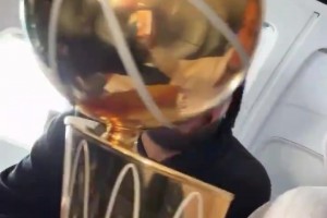 大頭名不虛傳！哈特拿奧布萊恩杯去對(duì)比布倫森的頭圍