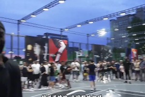 杰倫布朗中國行突襲東單野球場 大戰(zhàn)鐵桿球迷！